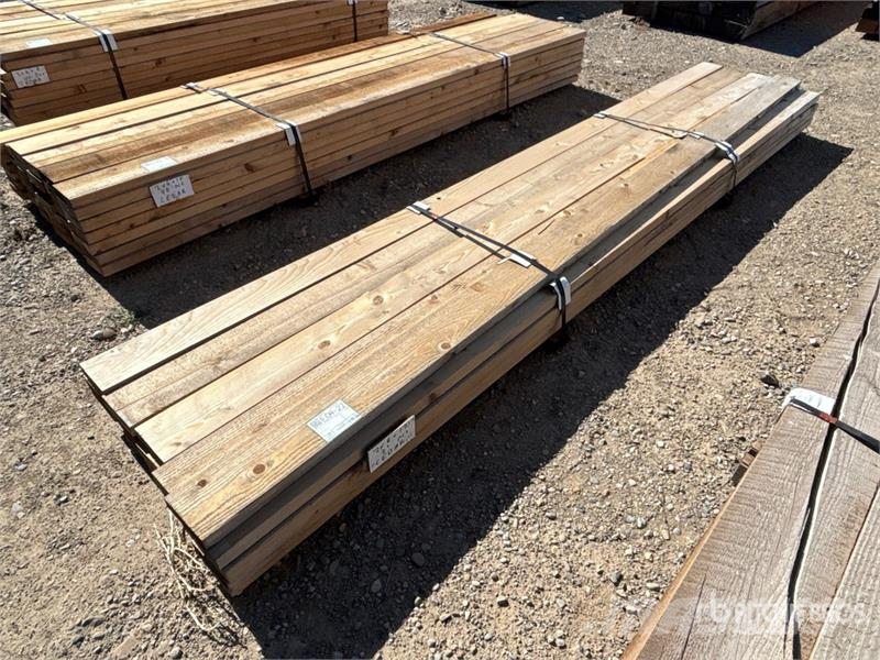 Quantity of (21) 2 in x 6 in x 12 ft Lumber 其他組件