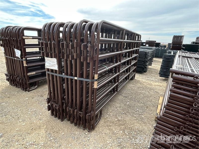  Quantity of (21)  BYT MRSDRP12 12 ft 7 Rail Ranch  Livdyr annet utstyr