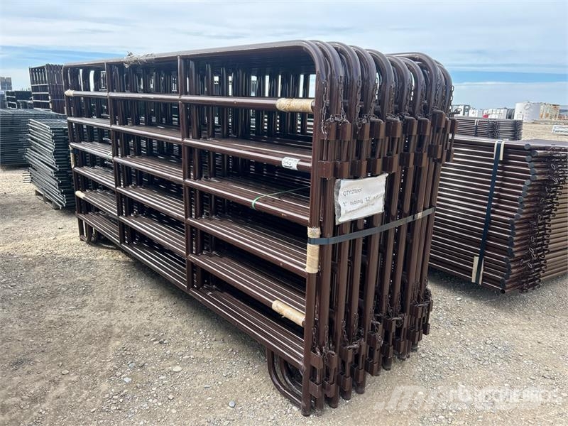  Quantity of (21)  BYT MRSDRP12 12 ft 7 Rail Ranch  Livdyr annet utstyr