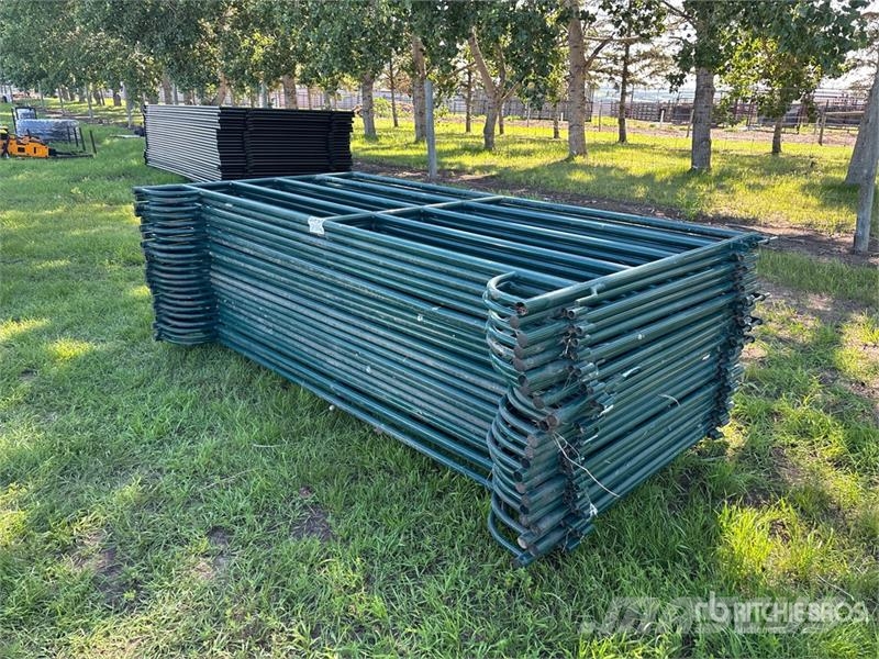 Quantity of (22) 9 ft Livestock Panel Muu farmitehnika ja tarvikud
