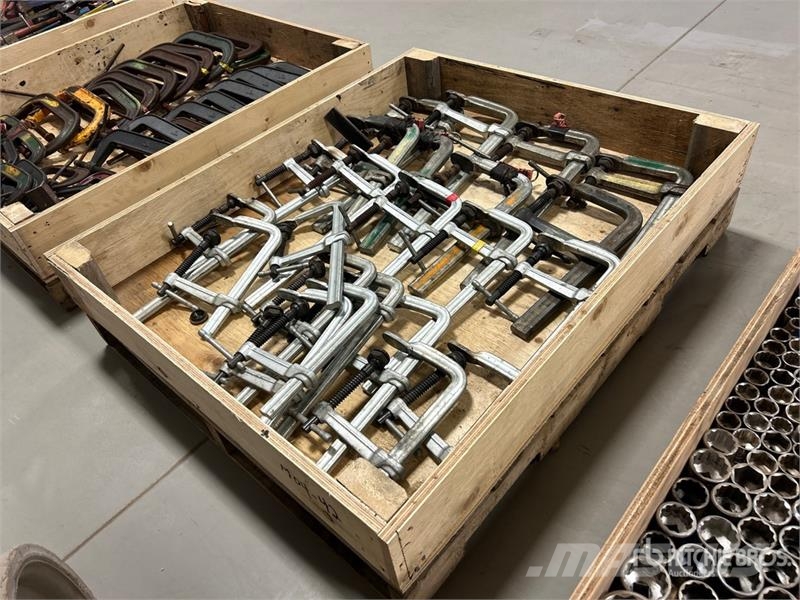Quantity of (24) Bessy Slide Adjustable 18 In Bar Crane spares & accessories
