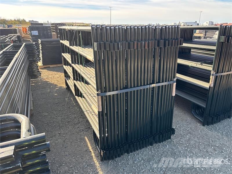 Quantity of (24) BYT MDRP96 9 ft 6 in x 5 ft Live Оборудование для животноводческих ферм