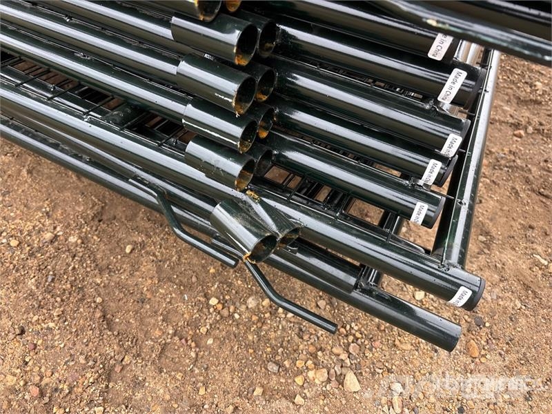 Quantity of (24) BYT MSPP07 7 Ft x 4 Ft Mesh Shee Ostale mašine i oprema za stoku