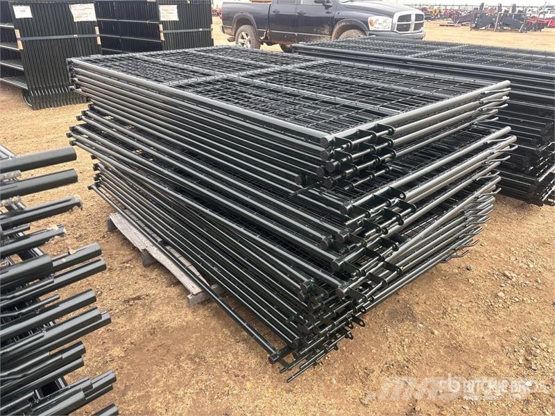 Quantity of (24) BYT MSPP07 7 Ft x 4 Ft Mesh Shee Ostale mašine i oprema za stoku