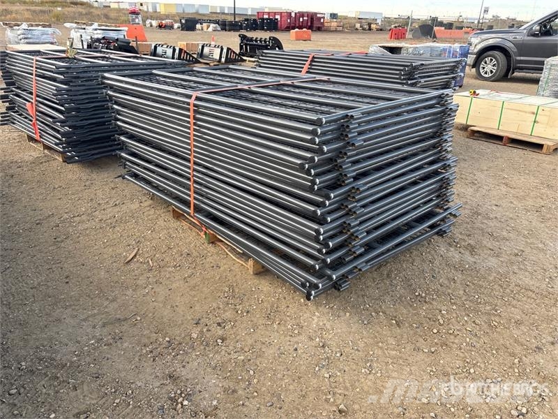 Quantity of (24) BYT MSPP07 7 ft Mesh Sheep Lives Інше тваринницьке обладнання