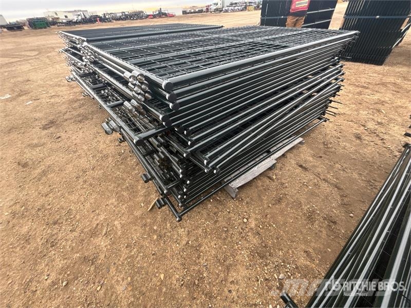 Quantity of (24) BYT MSPP07 7 Ft x 4 Ft Mesh Shee Ostale mašine i oprema za stoku