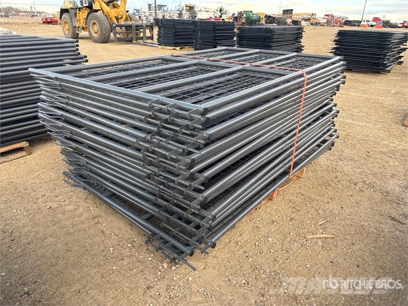 Quantity of (24) BYT MSPP07 7 ft Mesh Sheep Lives Інше тваринницьке обладнання