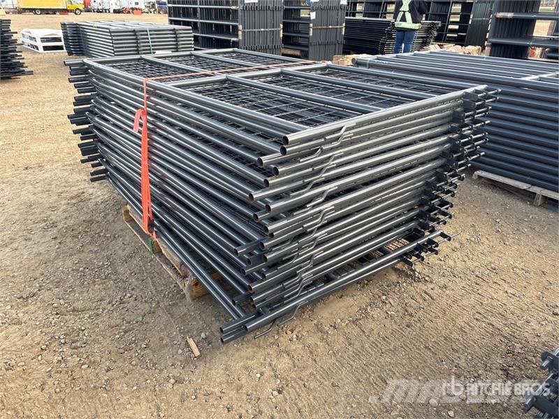 Quantity of (24) BYT MSPP07 7 ft Mesh Sheep Lives Інше тваринницьке обладнання