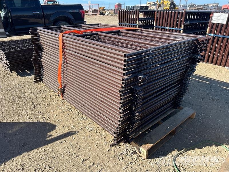  Quantity of (24)  BYT MSPP07 7 ft Mesh Livestock P Інше тваринницьке обладнання