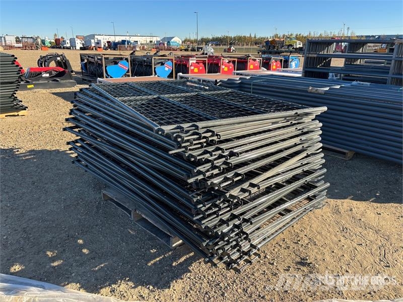 Quantity of (24) BYT MSPP07 7 ft Mesh Sheep Lives Other livestock machinery and accessories