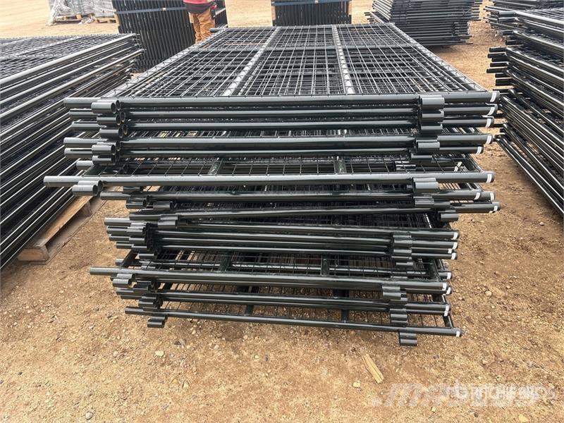 Quantity of (24) BYT MSPP07 7 Ft x 4 Ft Mesh Shee Ostale mašine i oprema za stoku