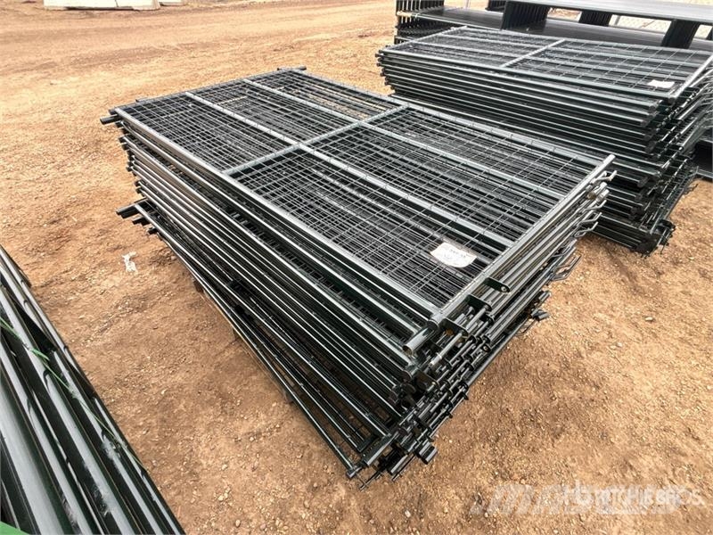 Quantity of (24) BYT MSPP07 7 Ft x 4 Ft Mesh Shee Ostale mašine i oprema za stoku