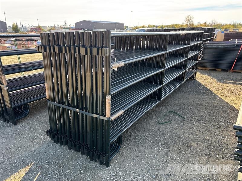 Quantity of (24) BYT PNL180 16 ft x 5 ft Livestoc Оборудование для животноводческих ферм