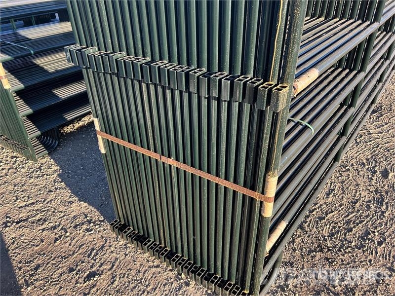 Quantity of (24) BYT PNL180 5 ft 6 in High 6 Rail Оборудование для животноводческих ферм