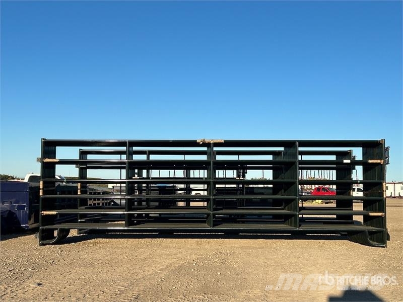 Quantity of (24) BYT PNL180 5 ft 6 in High 6 Rail Оборудование для животноводческих ферм