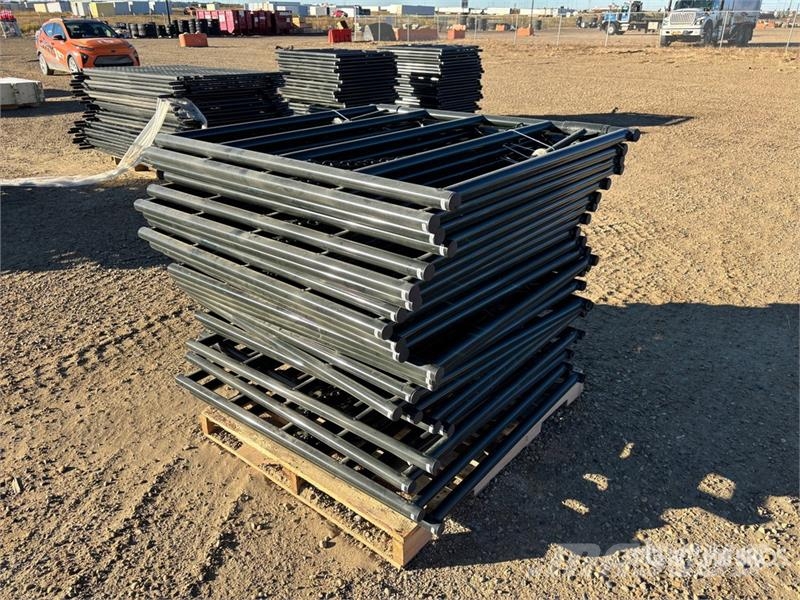Quantity of (24) BYT RG04 4 ft Ranch Livestock Ga Оборудование для животноводческих ферм