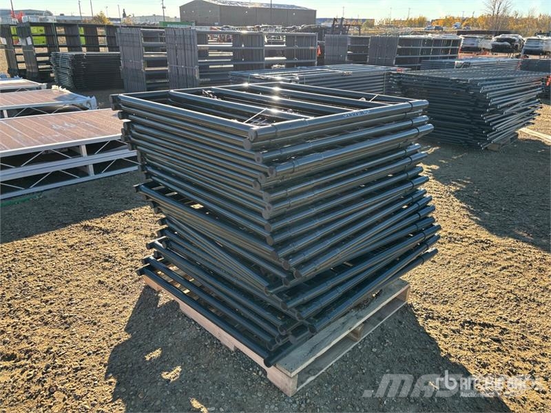 Quantity of (24) BYT RG04 4 ft Ranch Livestock Ga Оборудование для животноводческих ферм