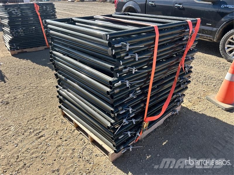 Quantity of (24) BYT RG04 44 in x 48 in Steel Liv Other livestock machinery and accessories
