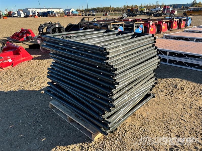 Quantity of (24) BYT RG04 4 ft Ranch Livestock Ga Оборудование для животноводческих ферм