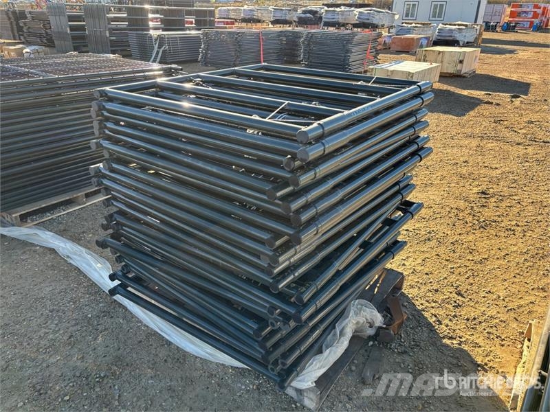 Quantity of (24) BYT RG04 4 ft Ranch Livestock Ga Оборудование для животноводческих ферм