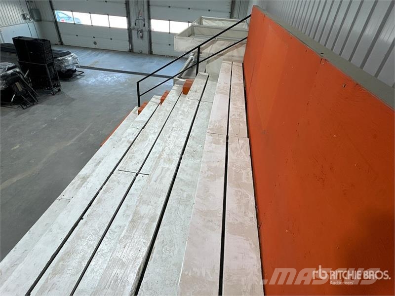 Quantity of 24 x 10 ft Seating Bleacher Drugi deli