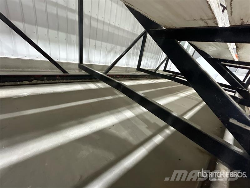 Quantity of 24 x 10 ft Seating Bleacher Drugi deli