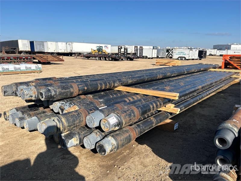 Quantity of (25) 30 Ft 6 5/8 Thread 27.70 Lb Drill 其他組件