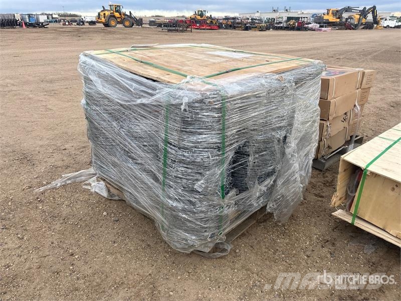  Quantity of (25)  BYT BW04 1320 Ft 4 Barbs Barbed  معدات البناء - غير ذلك