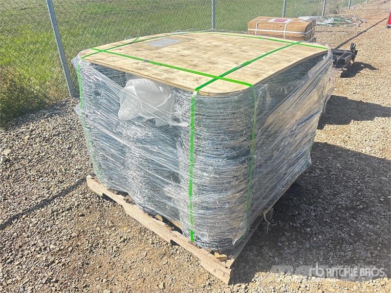 Quantity of (25) BYT BW04 1320 Ft 4 Barbs Barbed Sonstige Baumaschinen