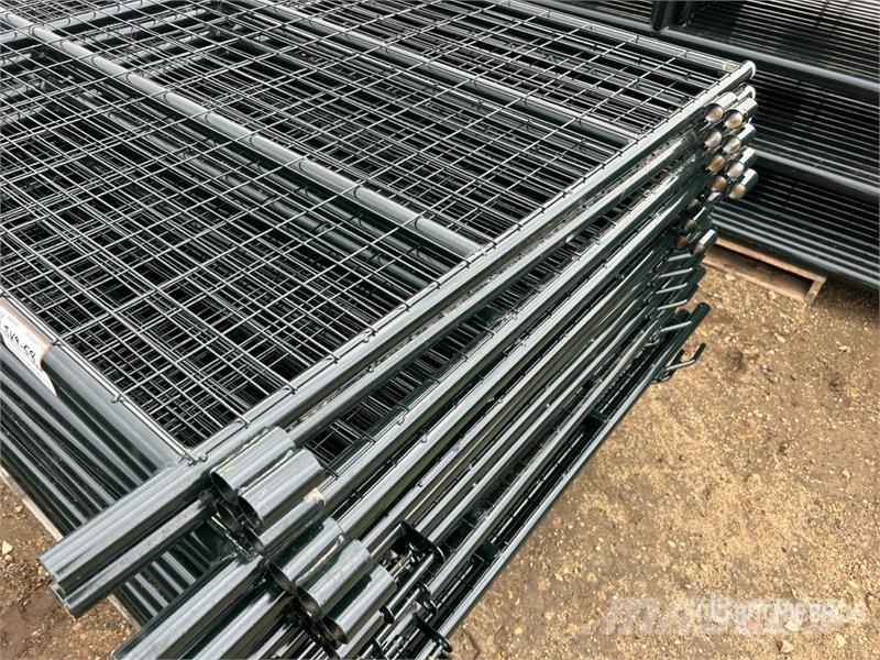  Quantity of (25)  BYT MSPP07 7 Ft Mesh Sheep Lives ماكينات وملحقات مواش أخرى