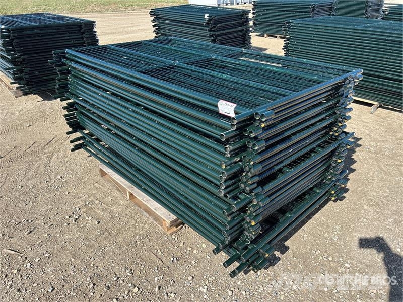  Quantity of (25)  BYT MSPP07 7 ft x 4 ft 3 in Mesh Інше тваринницьке обладнання