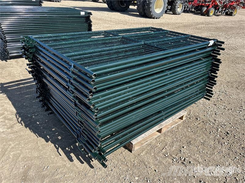  Quantity of (25)  BYT MSPP07 7 ft x 4 ft 3 in Mesh Інше тваринницьке обладнання