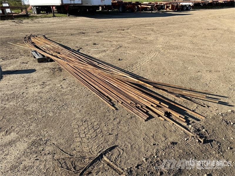 Quantity of 25 ft Lengths Ice Lug Stock Steel Andre komponenter