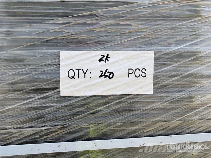 Quantity of (250) EMC SC28L 28 in Traffic Cones ( Тръбополагащи булдозери