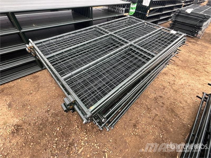Quantity of (26) BYT MSPP07 7 Ft x 4 Ft Mesh Shee Ostale mašine i oprema za stoku