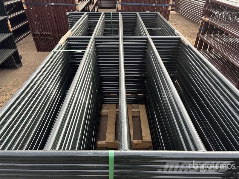 Quantity of (26) BYT RP96 9 ft 6 in x 5 ft Ranch Drugi strojevi za stoku i dodatna oprema