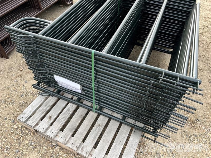 Quantity of (26) BYT RP96 9 ft 6 in x 5 ft Ranch Ostale mašine i oprema za stoku