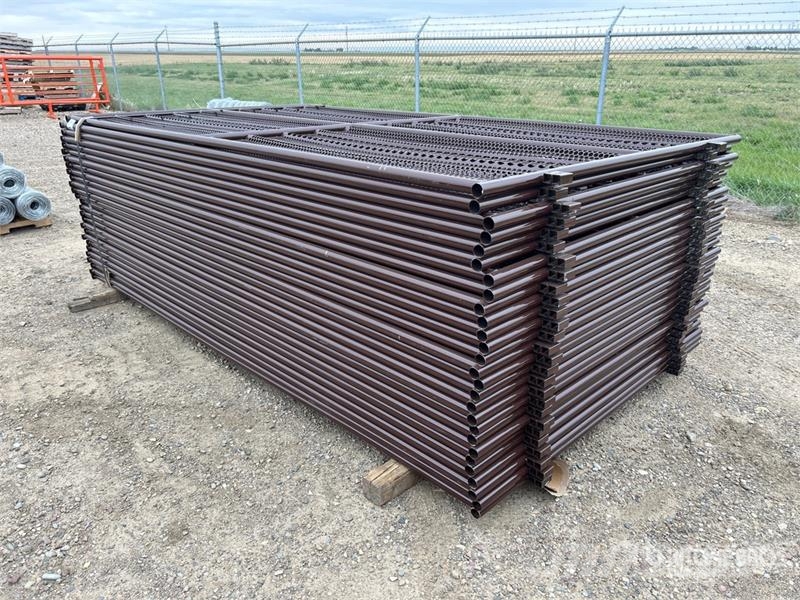 Quantity of (27) BYT WBF012 12 ft x 6 ft 6 in Win Autres matériels d'élevage