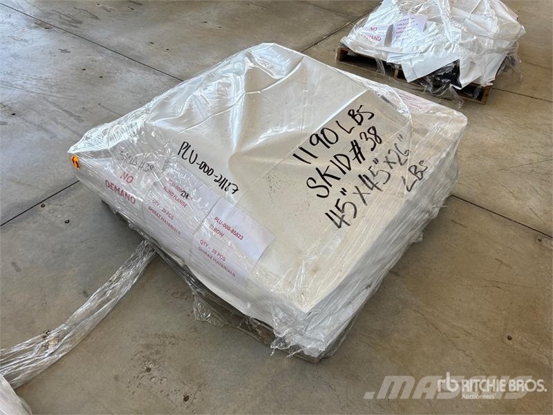  Quantity of (28) Elbow and Blind Flange Shiraz Mat Drugi deli