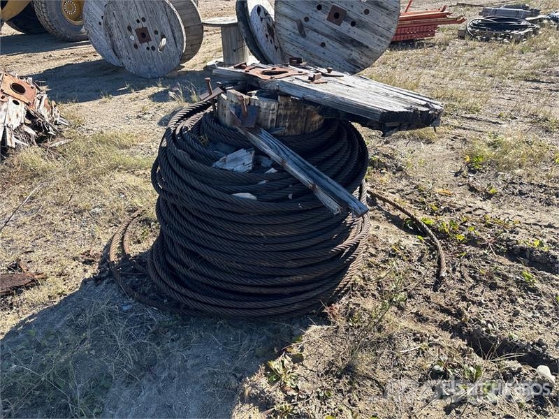  Quantity of (3) 1 1/8 in Cable Spool Būvniecība- Citi