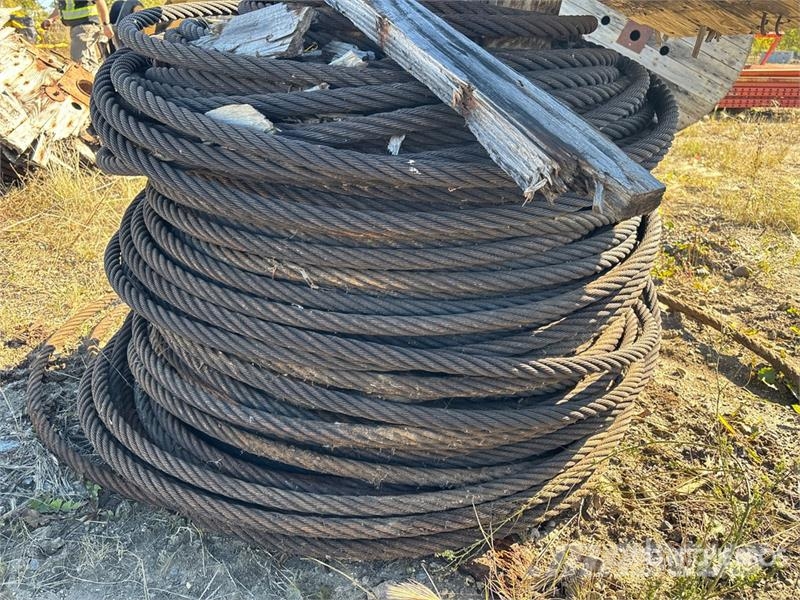  Quantity of (3) 1 1/8 in Cable Spool Būvniecība- Citi