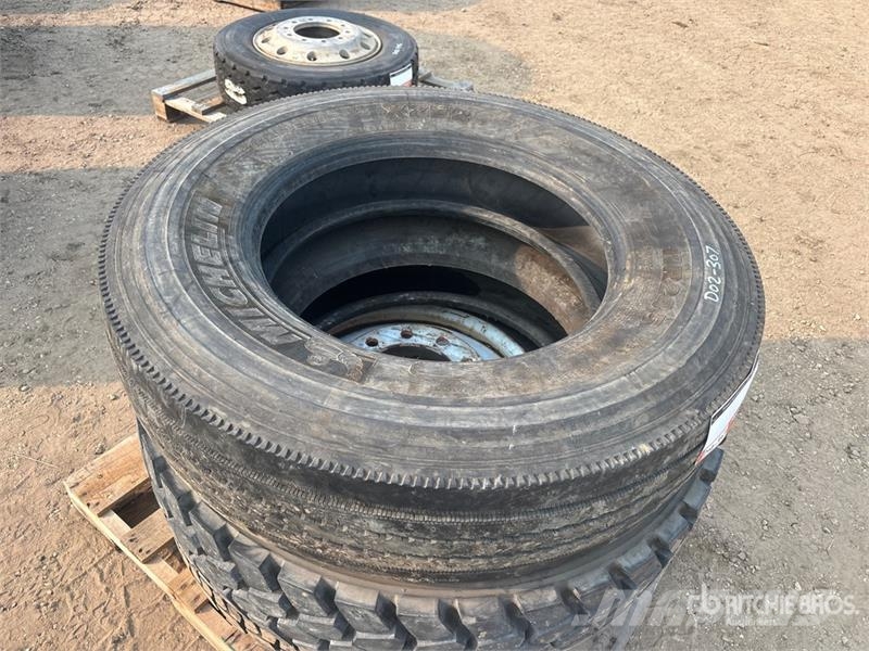  Quantity of (3) 11R24.5 Tires Tyres, wheels and rims