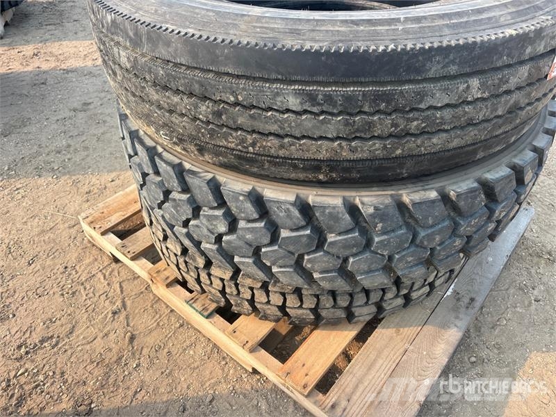  Quantity of (3) 11R24.5 Tires Tyres, wheels and rims