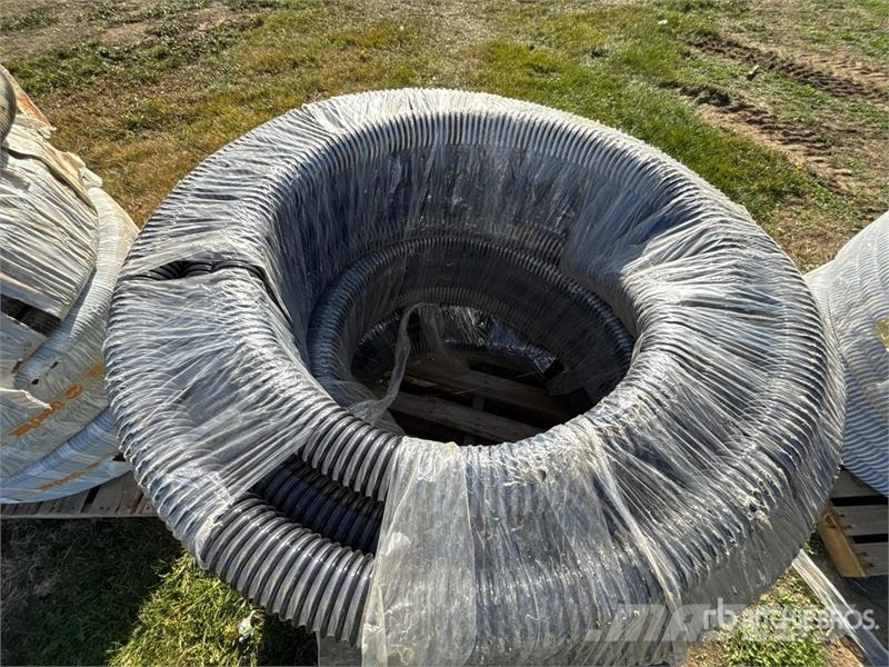  Quantity of (3) 2.5 in Air Drill Hose (Unused) ماكينات زراعية - غير ذلك
