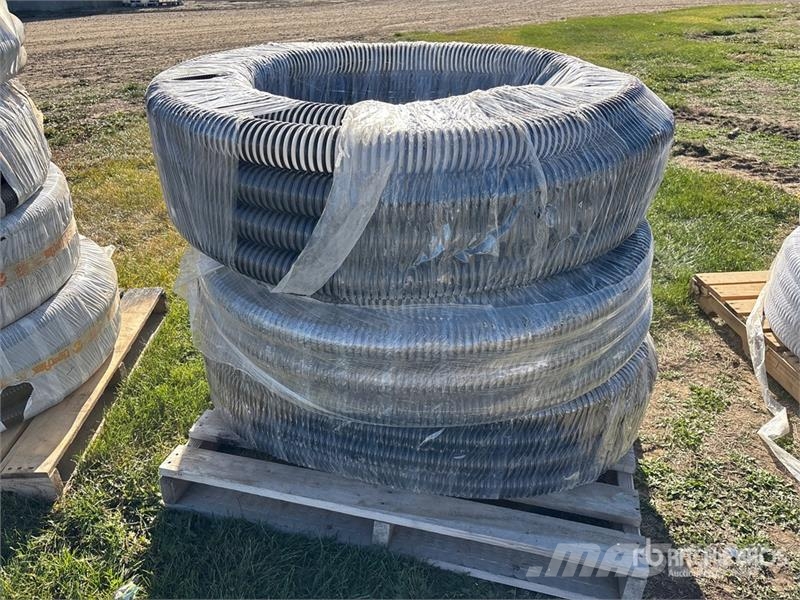  Quantity of (3) 2.5 in Air Drill Hose (Unused) ماكينات زراعية - غير ذلك