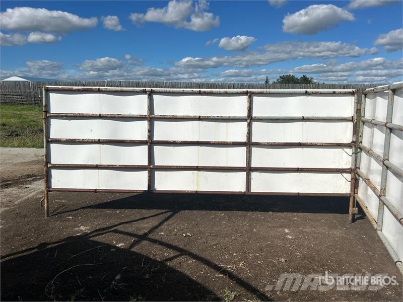 Quantity of (3) 2W Manufacturing 12 ft Livestock P Άλλα μηχανήματα κτηνοτροφίας και εξαρτήματα