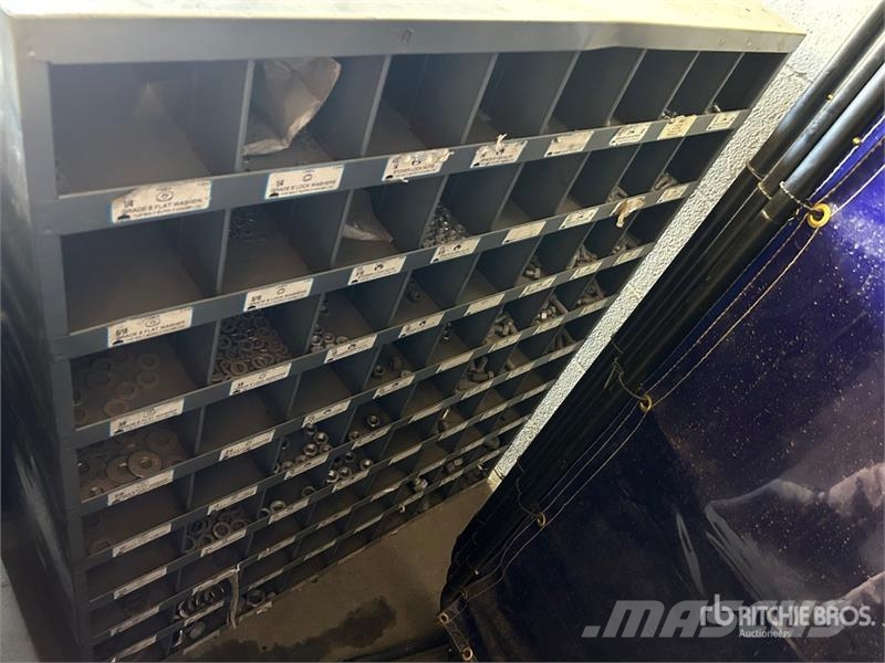 Quantity of (3) 35 in x 12 in x 42 in Bolt Bin Fülltrichter und Füllschächte