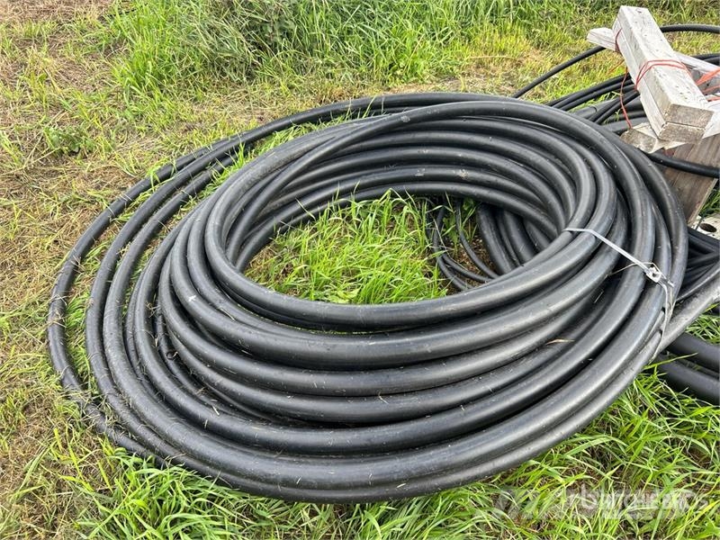 Quantity of 3/4 in - 2 in Utility Hoses Drugi deli