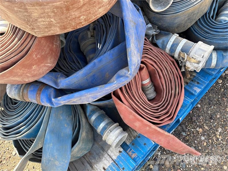 Quantity of 3.5 in Lay Flat Hose Andre komponenter