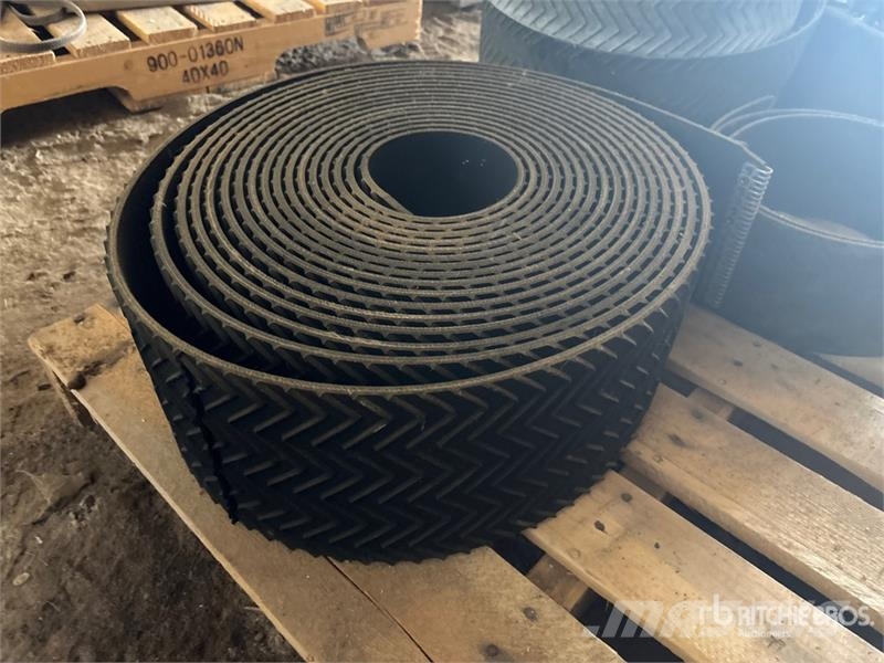 Quantity of (3) 7 in Baler Belts Ostatní komponenty